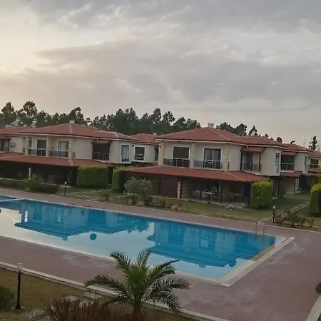 Ege Birlik 3 Sitesi Villa