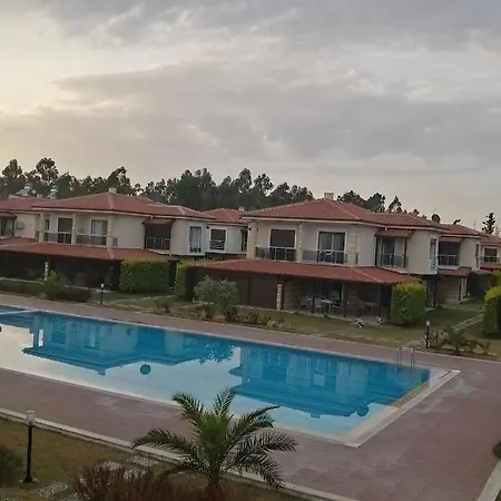 Ege Birlik 3 Sitesi Villa